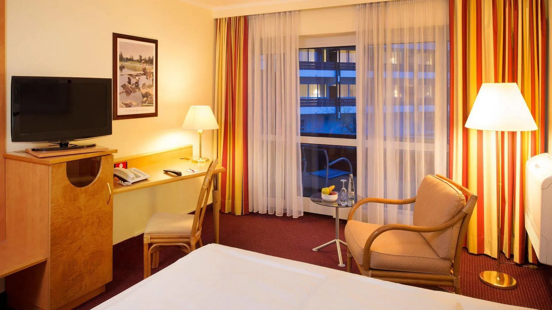 Michel Hotel Landshut 4*,